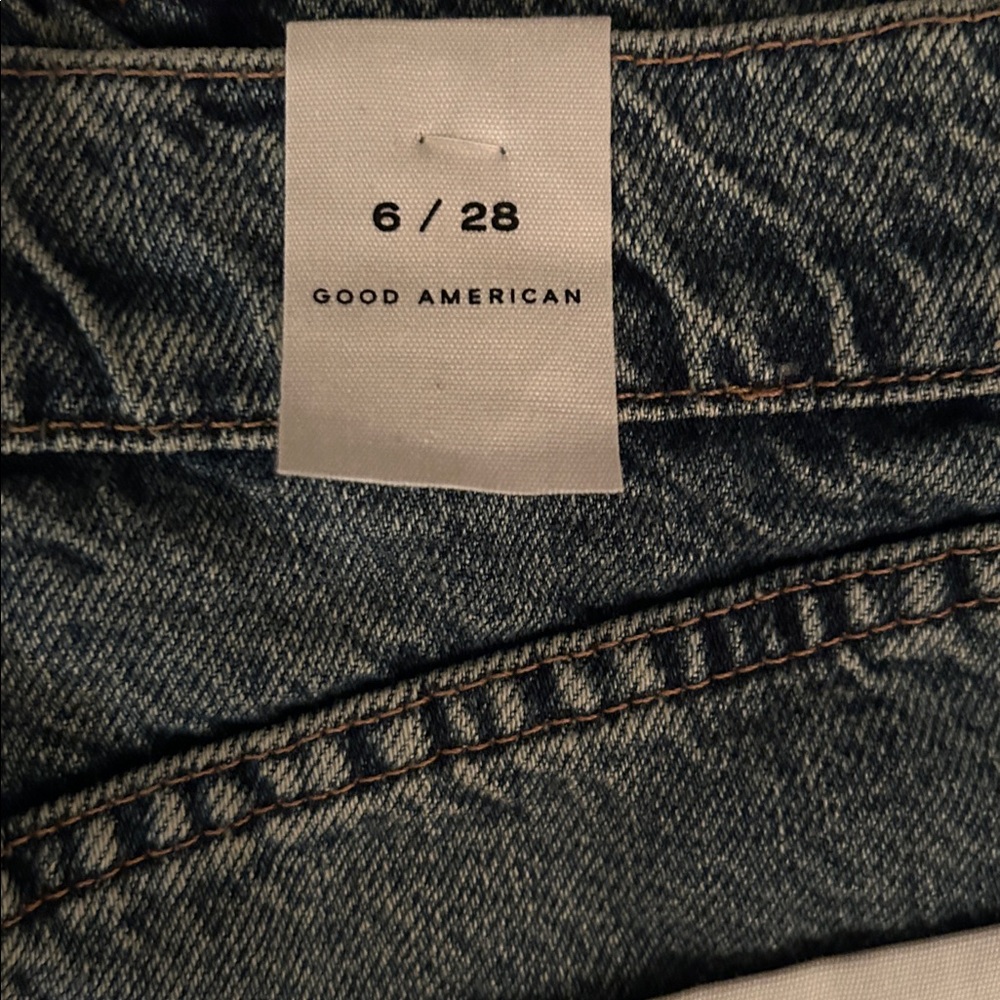 BRAND NEW Good American good extreme barrel Jeans size 6 NWT!👖🎁 - Picture 14 of 15